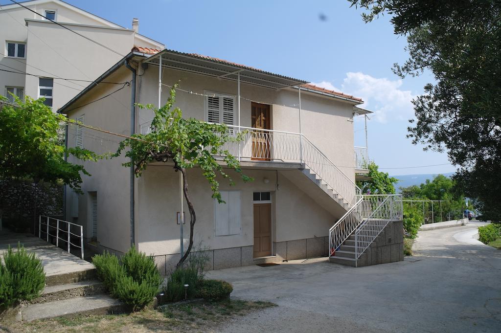 Hostel Guesthouse Mira Omis Ngoại thất bức ảnh