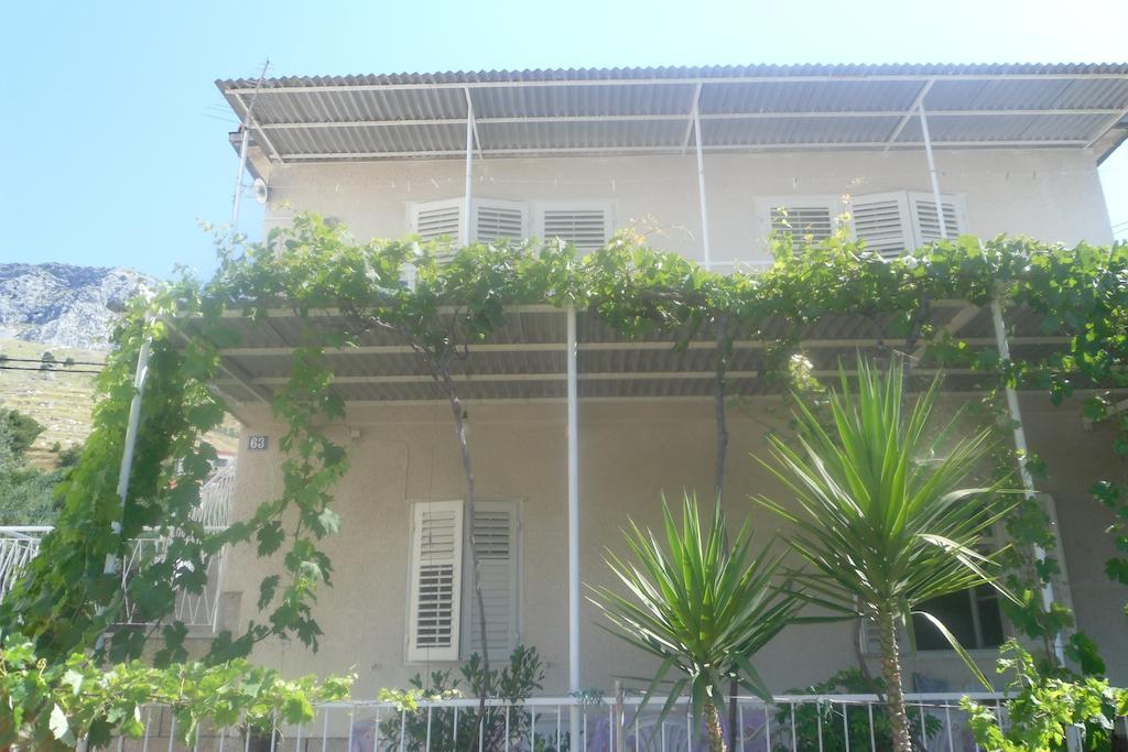 Hostel Guesthouse Mira Omis Ngoại thất bức ảnh